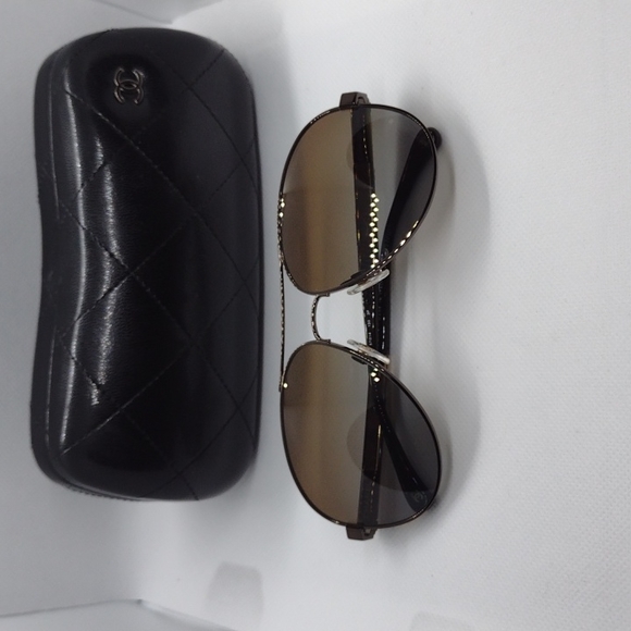 Chanel polarized aviator sunglasses 4179 brown lenses - Picture 7 of 7